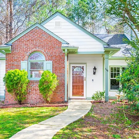 Cozy Industrial Kildaire Farms Home- Near Downtown Cary Exterior photo