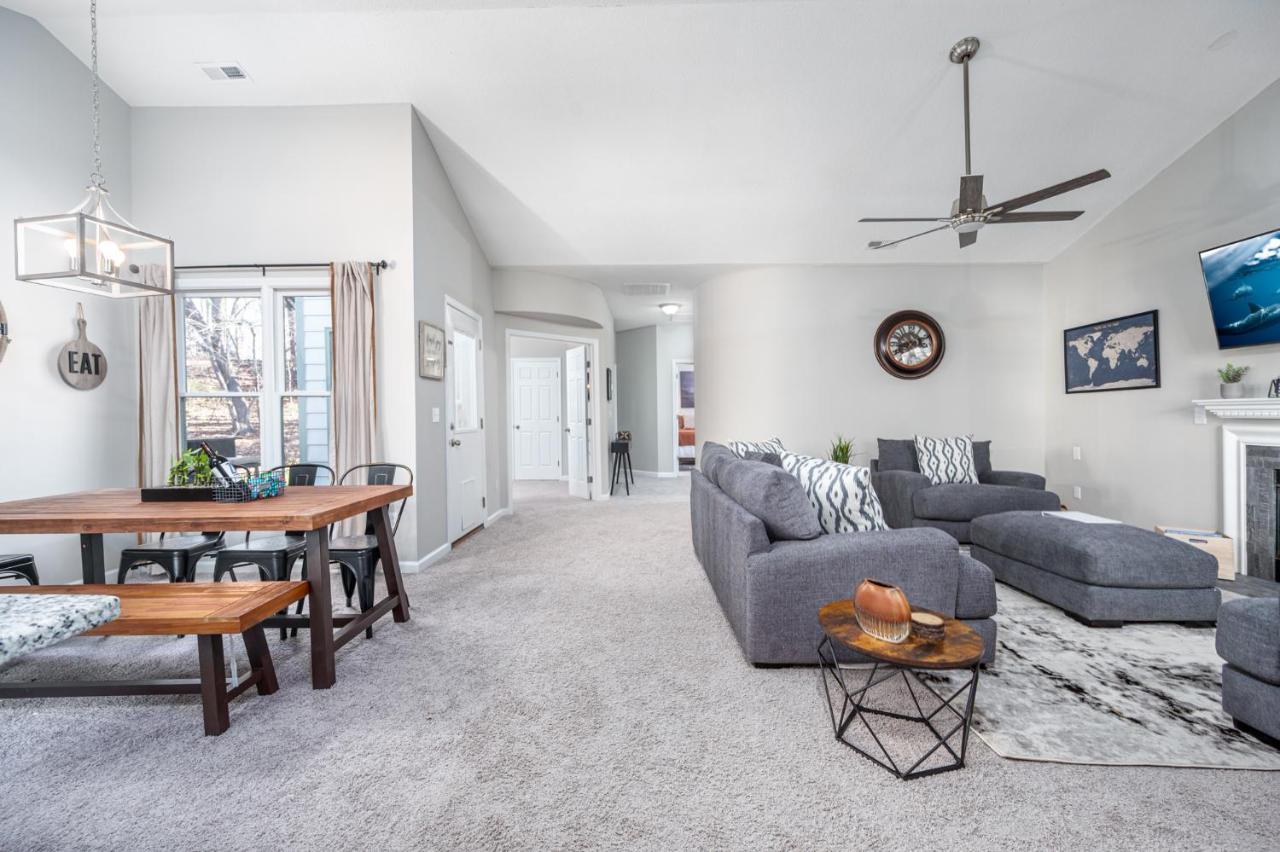 Cozy Industrial Kildaire Farms Home- Near Downtown Cary