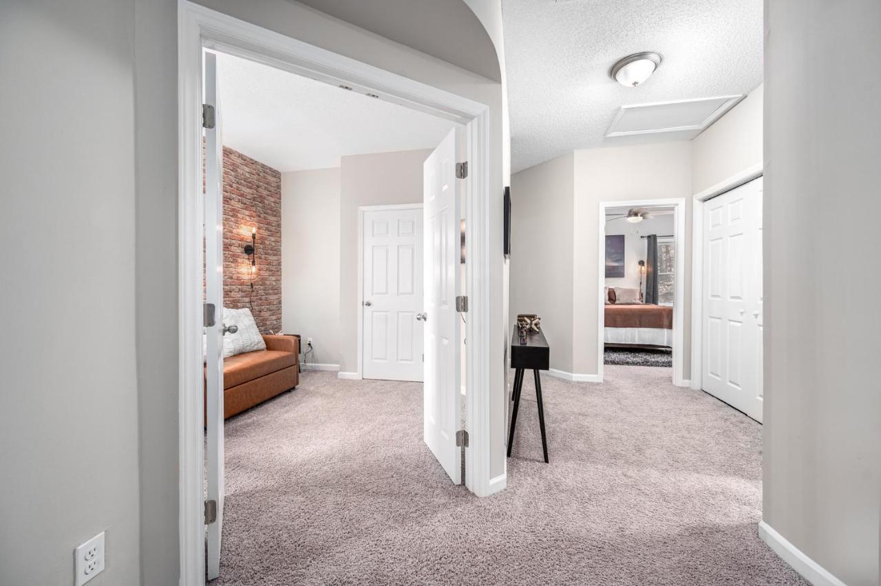 Apartment Cozy Industrial Kildaire Farms Home- Near Downtown Cary